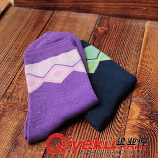 《個性潮流襪 屹步坊 經典菱格純棉紳士男襪 全棉中筒商務全棉襪 廠家直銷圖片|《個性潮流襪 屹步坊 經典菱格純棉紳士男襪 全棉中筒商務全棉襪 廠家直銷產品圖片由浙江歐威襪業(yè)公司生產提供-