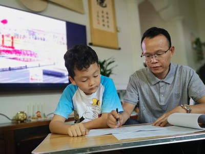 用《生僻字》旋律唱四書五經(jīng)，福建這位老師太有才了！