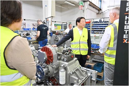 譚旭光引領山東重工攜手采埃孚 計量技術賦能新能源科技產品創新