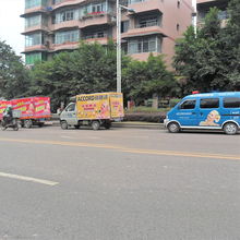 匠心設計與城市脈搏的共鳴 車身上的流動風景線